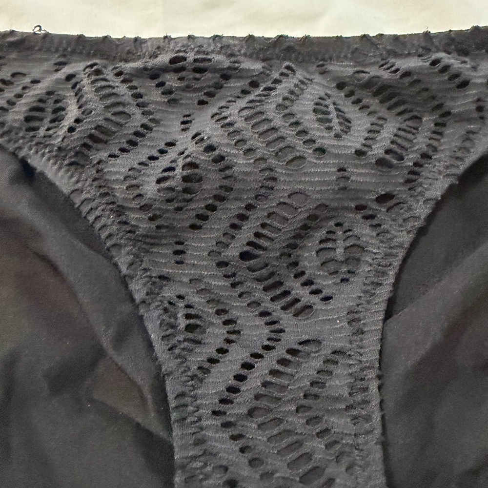 BECCA Black Patterned Bikini Bottom - Picture 4 of 9